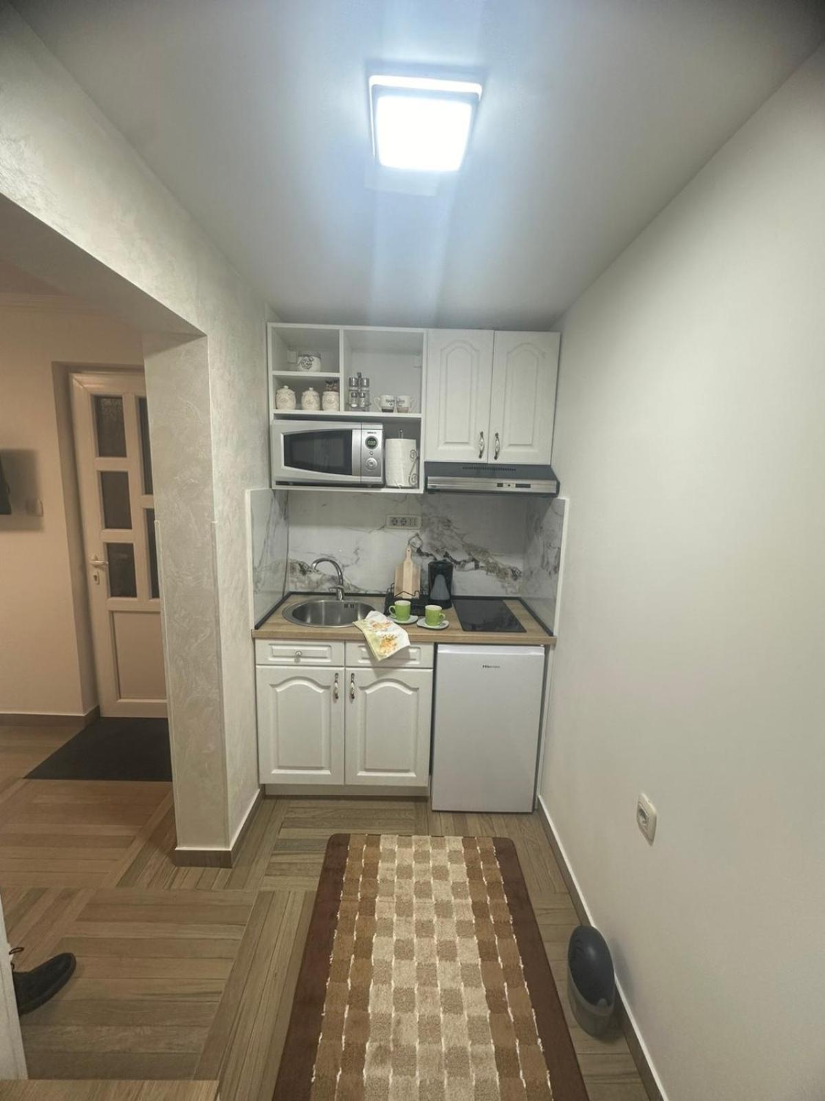 Apartmani Emily & Jully Niksic Exterior photo